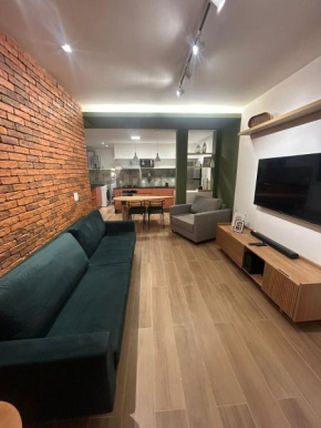2Qtos, Newly Renovated, Botafogo Mall and Beach